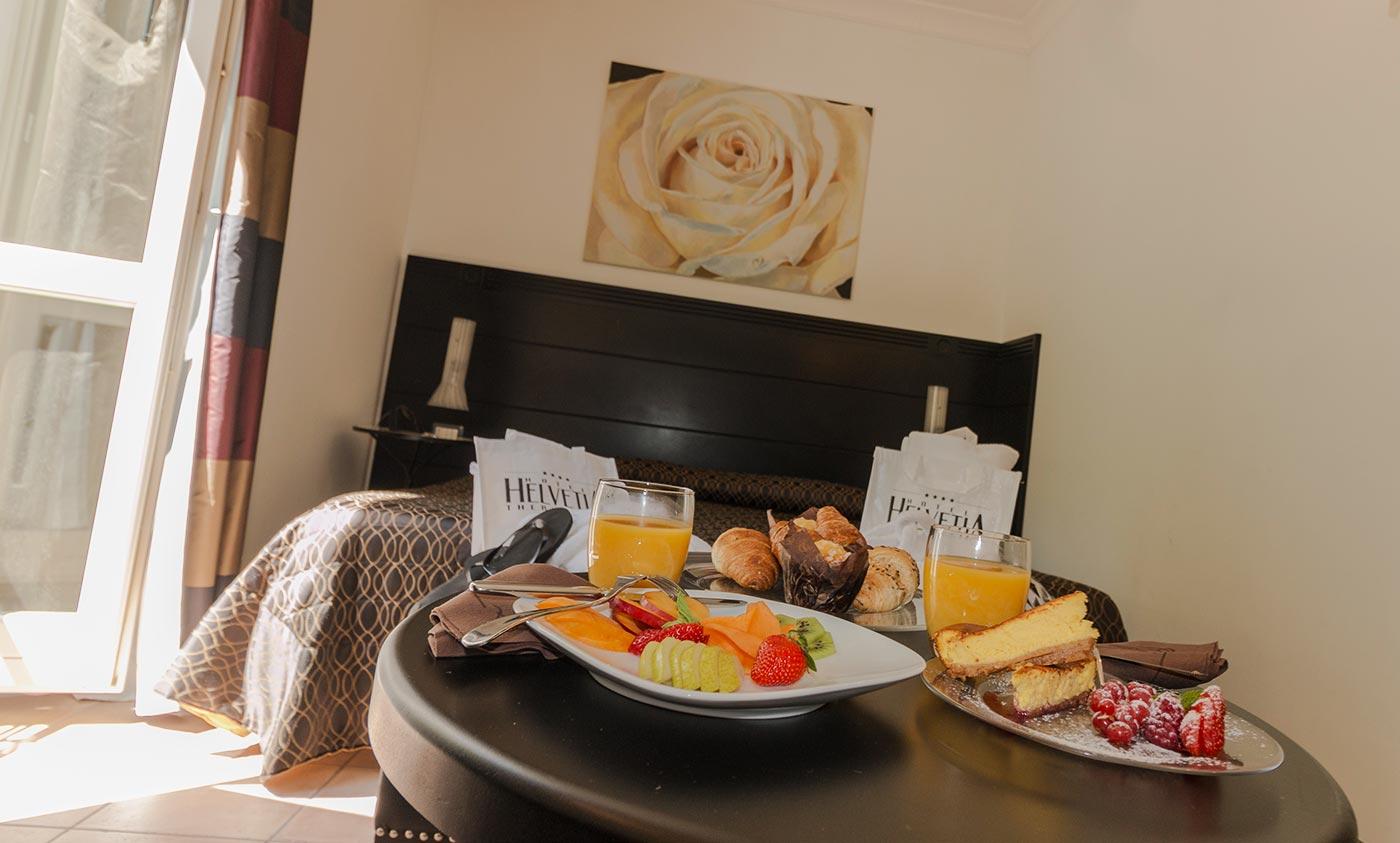 Hotel Helvetia Thermal Spa ポッレッタ・テルメ エクステリア 写真
