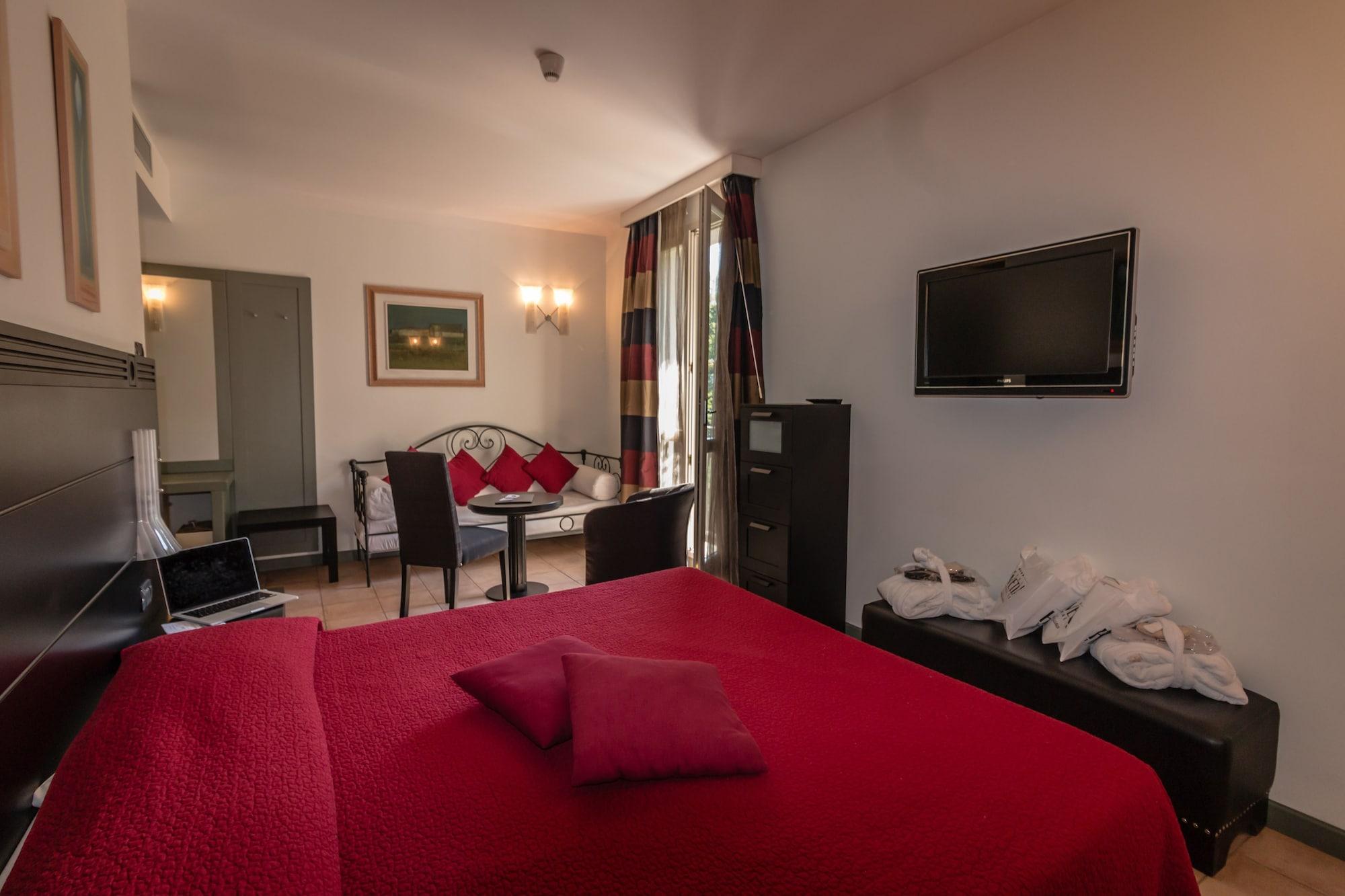 Hotel Helvetia Thermal Spa ポッレッタ・テルメ エクステリア 写真