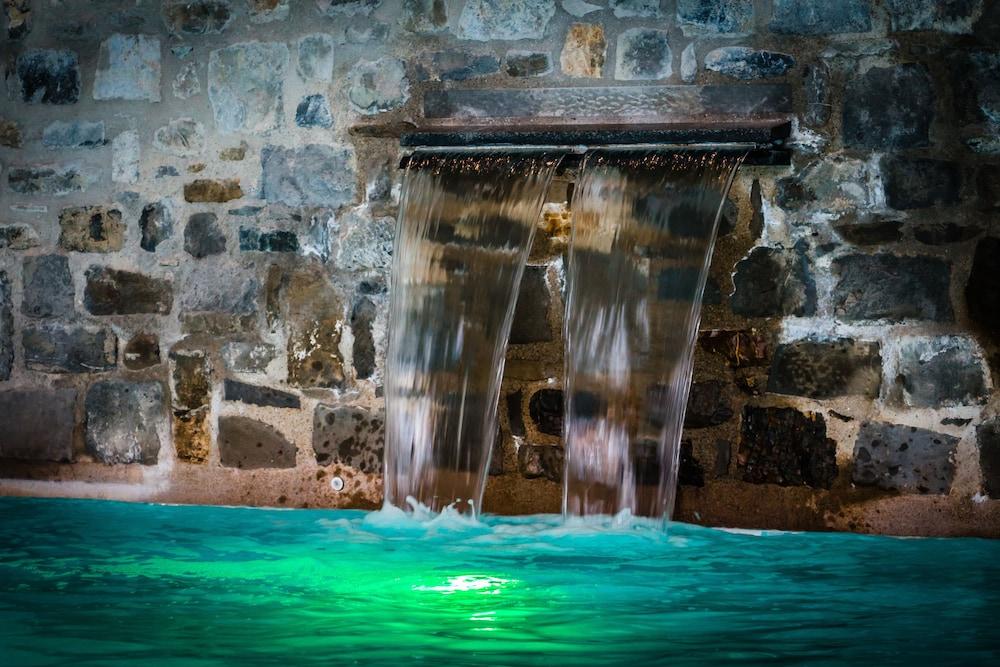 Hotel Helvetia Thermal Spa ポッレッタ・テルメ エクステリア 写真