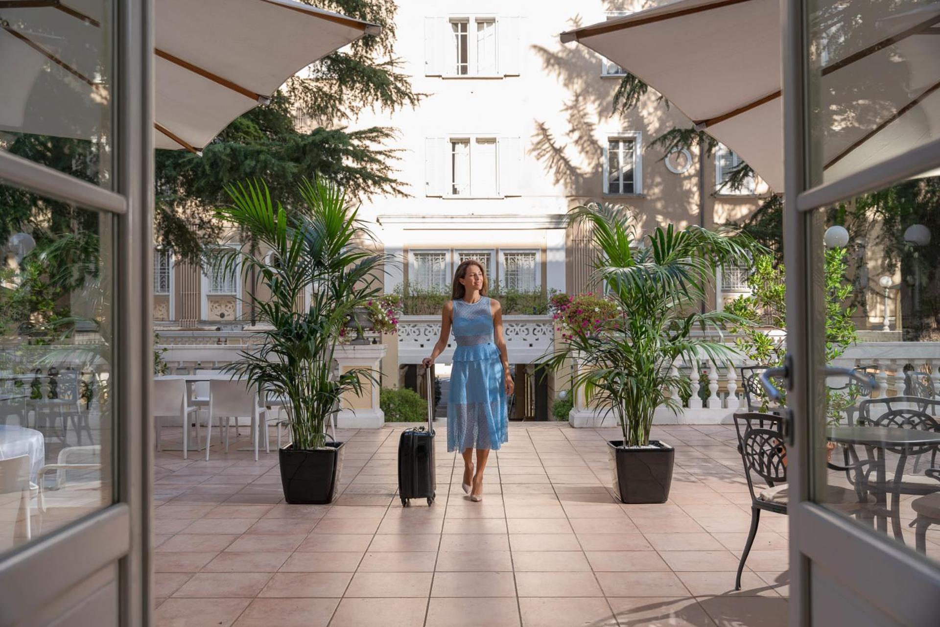 Hotel Helvetia Thermal Spa ポッレッタ・テルメ エクステリア 写真